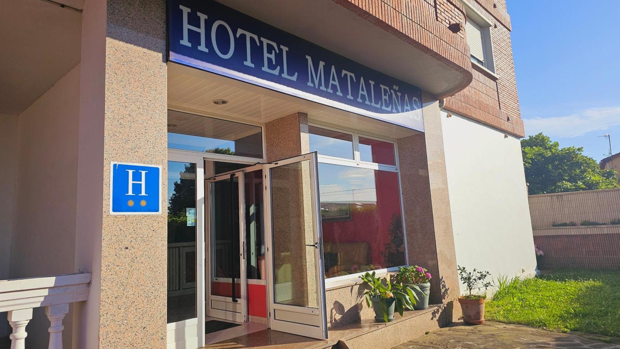 Hotel Matalenas ซานตานเดร์ ภายนอก รูปภาพ