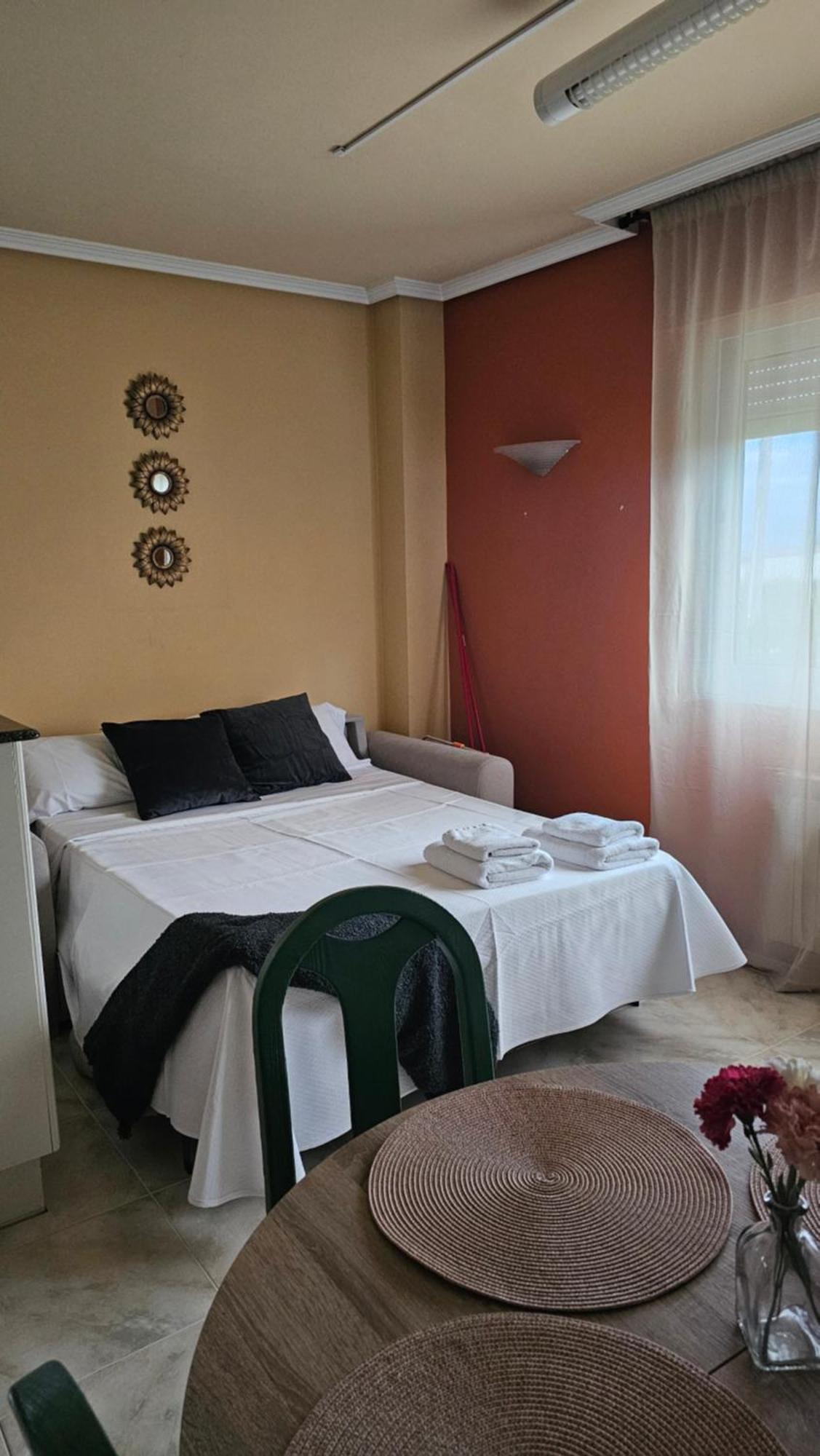 Hotel Matalenas ซานตานเดร์ ภายนอก รูปภาพ