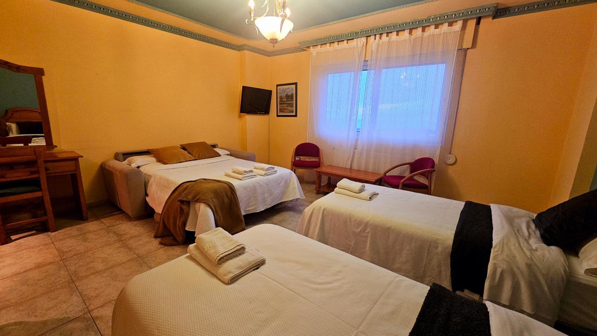 Hotel Matalenas ซานตานเดร์ ภายนอก รูปภาพ